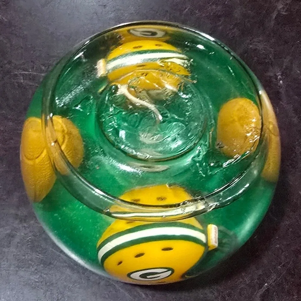 Green Bay Packers Gel Candle Art Burning Expressions NFL Football Helmet Decor